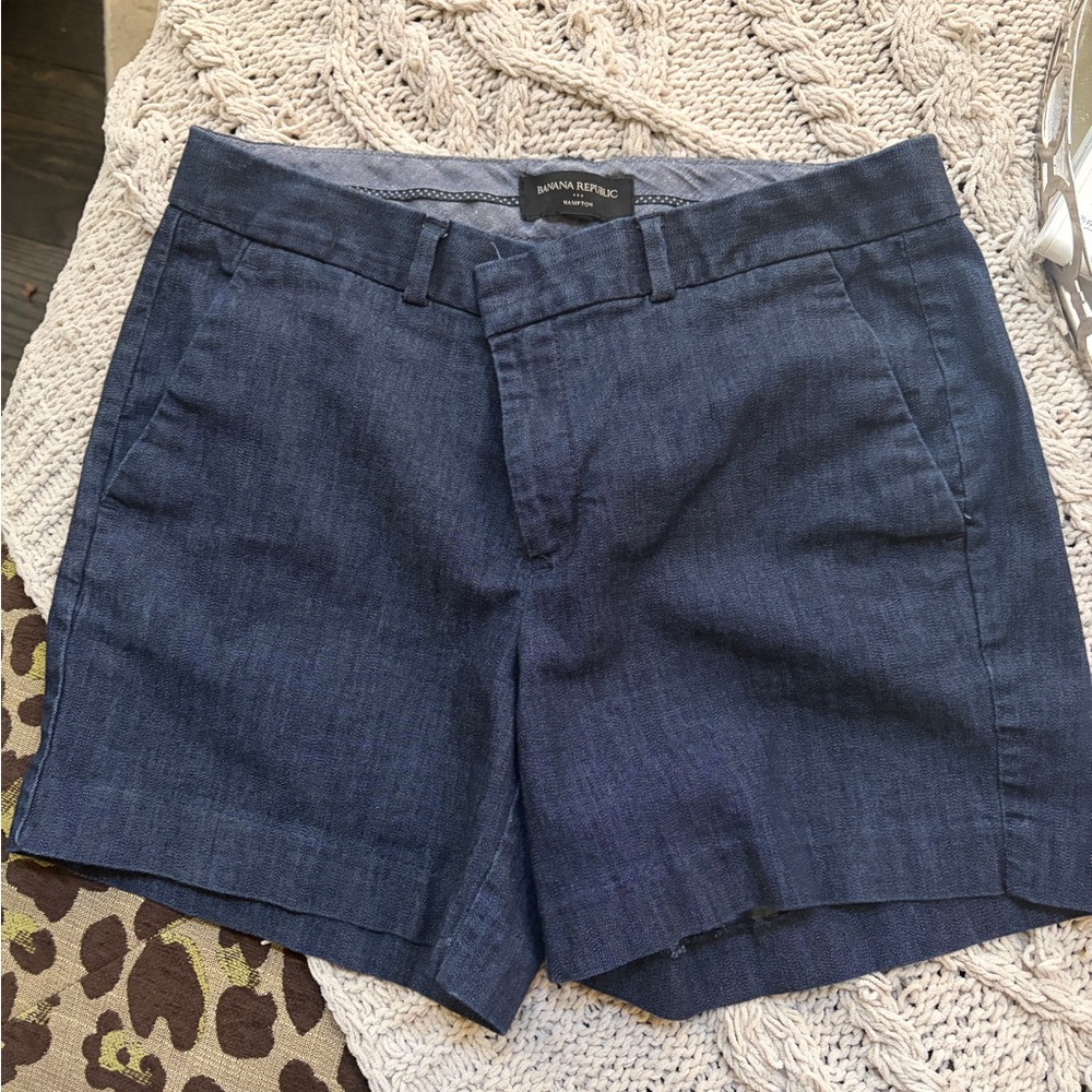Banana Republic Women's Dark Blue Bermudas